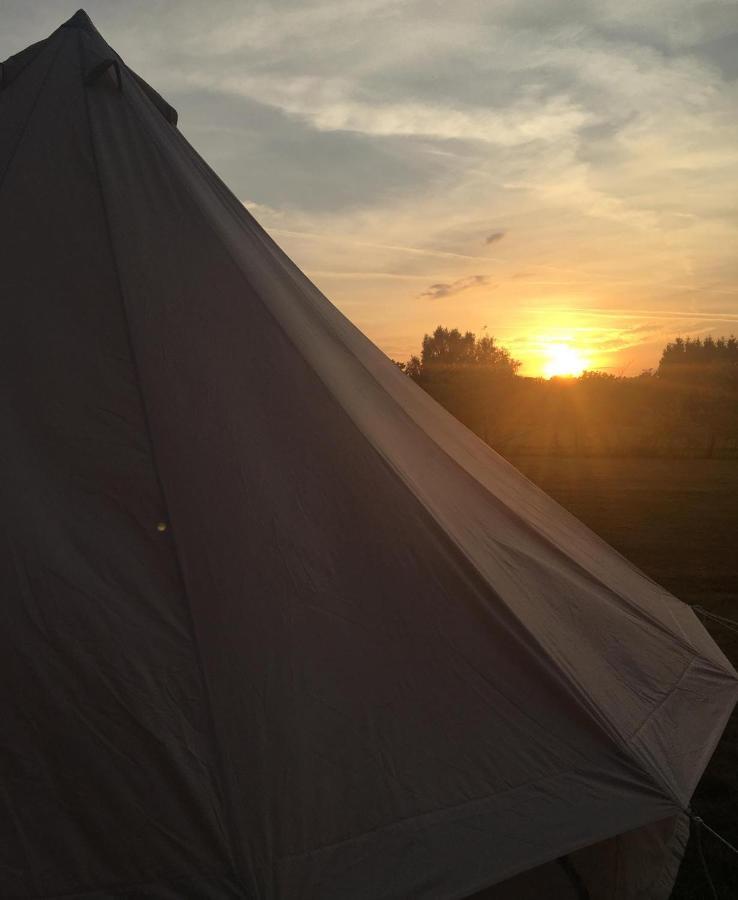 Hopgarden Glamping - Luxury 6M Bell Tent Wadhurst Екстериор снимка