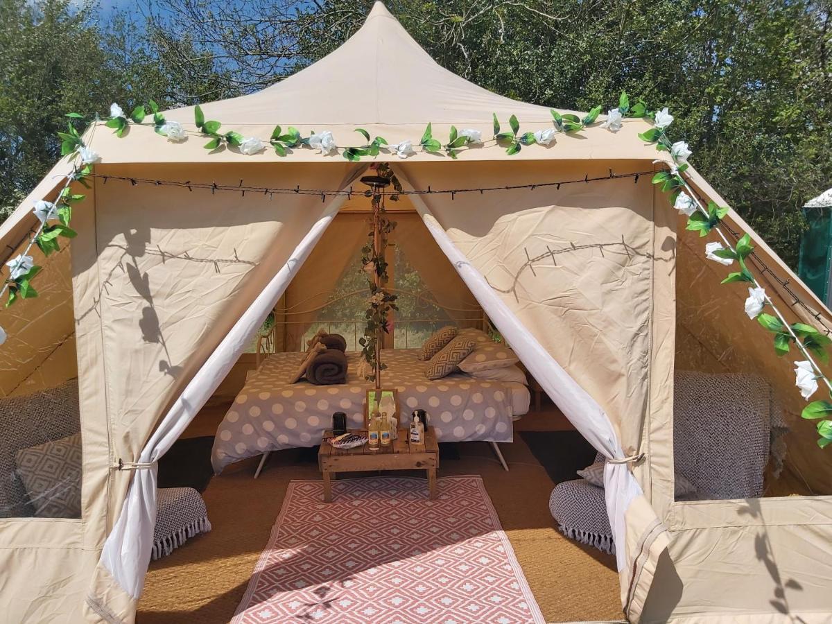 Hopgarden Glamping - Luxury 6M Bell Tent Wadhurst Екстериор снимка