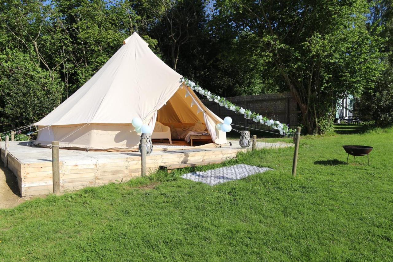 Hopgarden Glamping - Luxury 6M Bell Tent Wadhurst Екстериор снимка